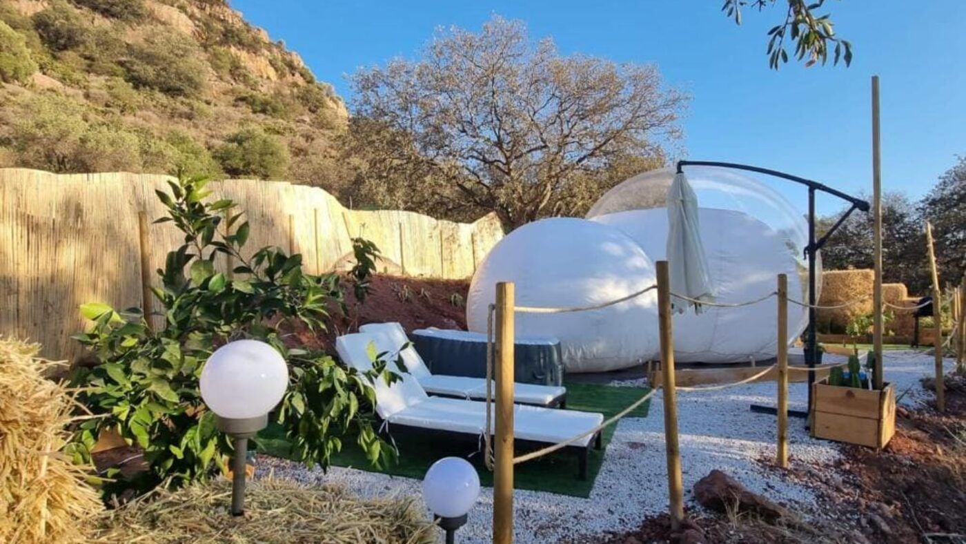 Glamping Burbuja Los Almendros en Málaga con jacuzzi privado